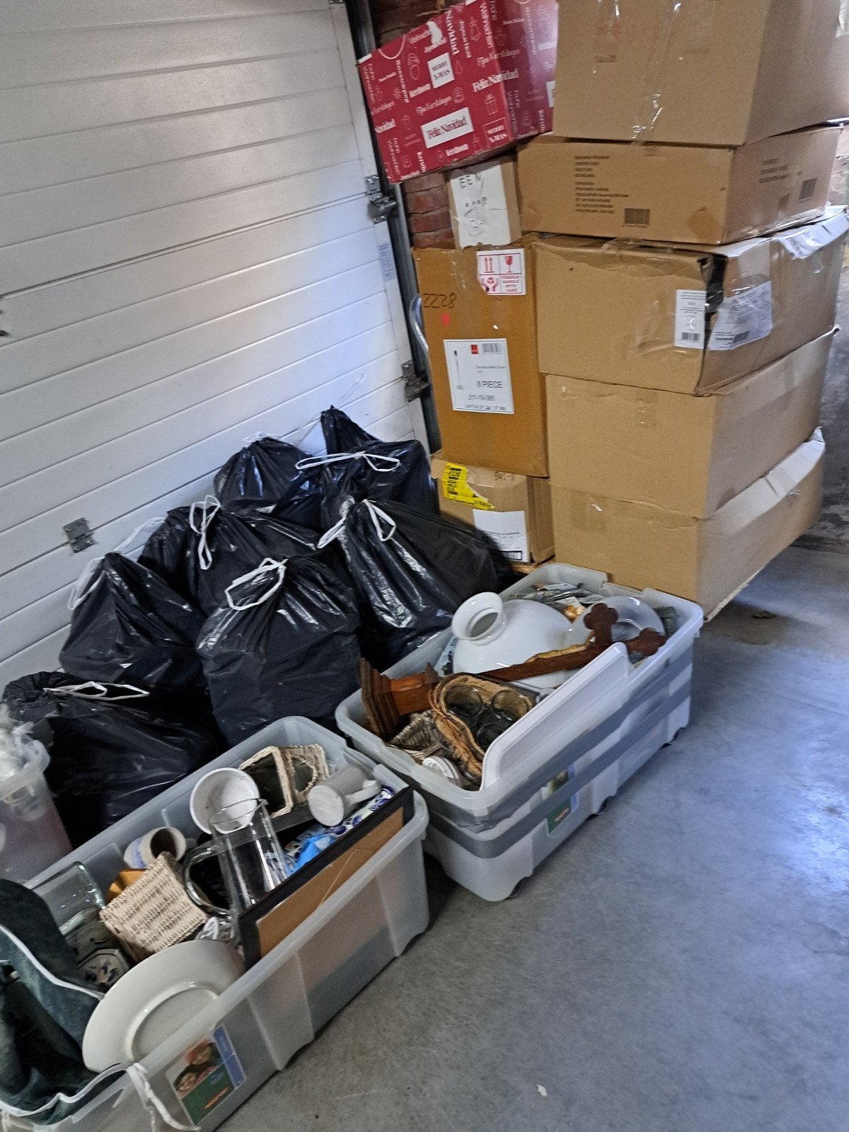 Gratis van alles wat rommelmarkt spullen, Ophalen