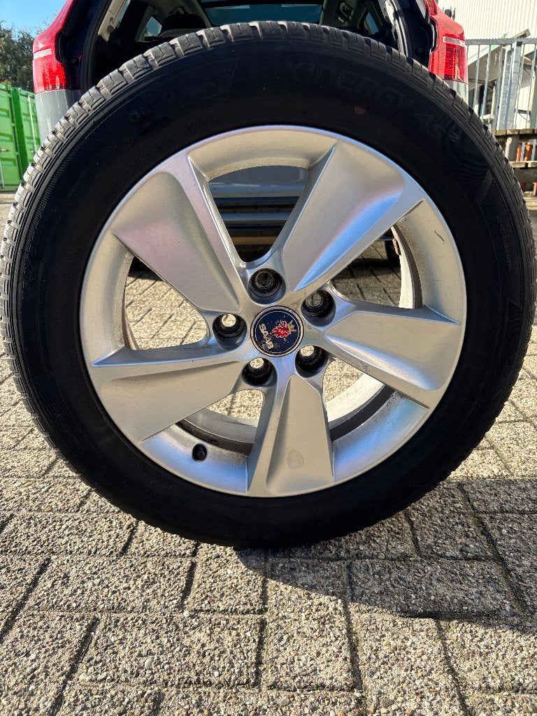 Hankook Kinergy 4S2 225/55 R17–Originele Saab 9-5 NG velgen, Ophalen, Gebruikt, 17 inch, Winterbanden