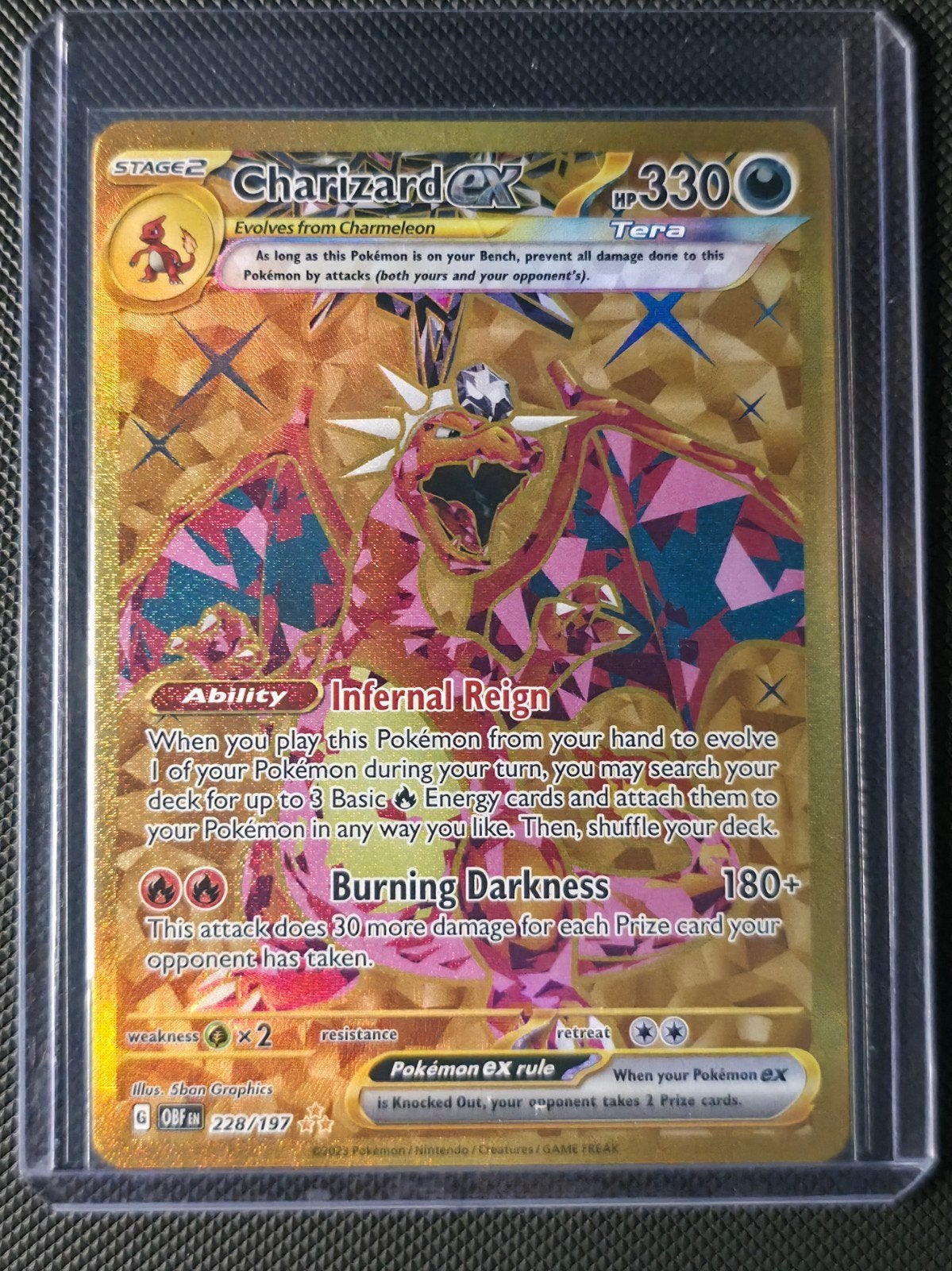Pokémon Charizard ex 228/197 – Obsidian Flames Gold Hyper, Ophalen of Verzenden, Zo goed als nieuw, Losse kaart
