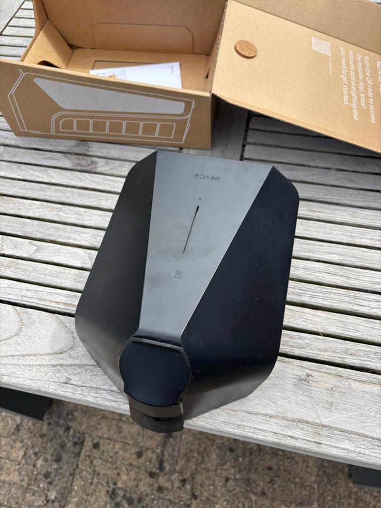 Easee Charge Lite  Laadpaal - 11kW 3-fase, Ophalen of Verzenden, Zo goed als nieuw, Laadpaal