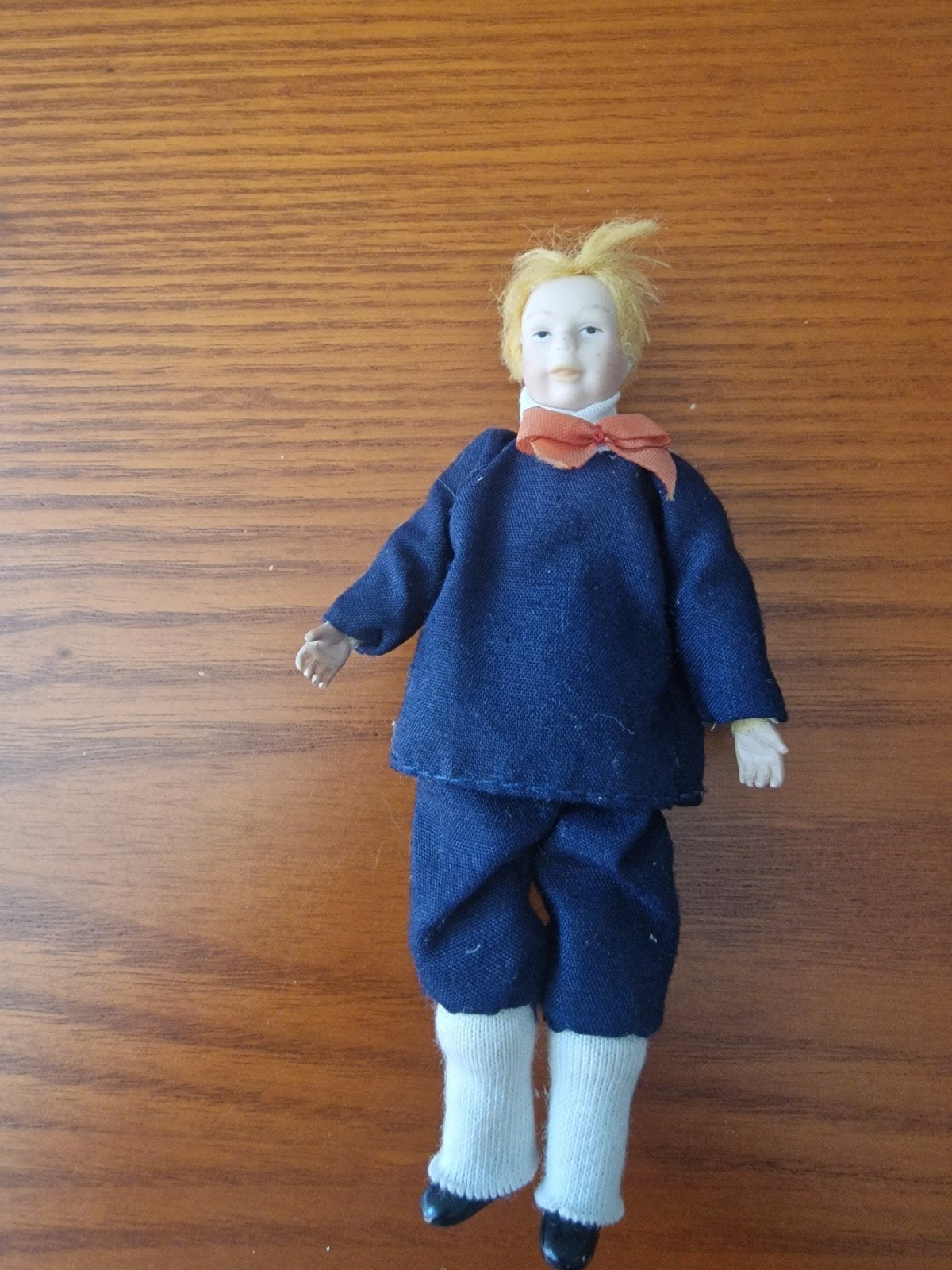 Oud Caco Porseleinen Popje - 12 cm, Verzamelen, Poppen, Gebruikt, Pop, Ophalen of Verzenden