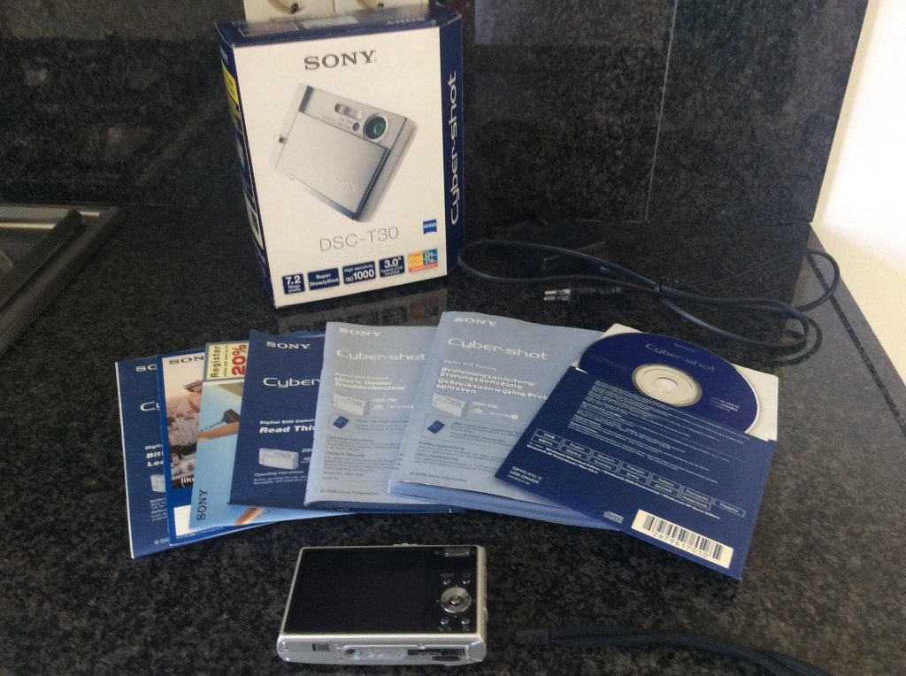 sony camera Dsc t30, Ophalen of Verzenden, Zo goed als nieuw, Sony, 8 keer of meer
