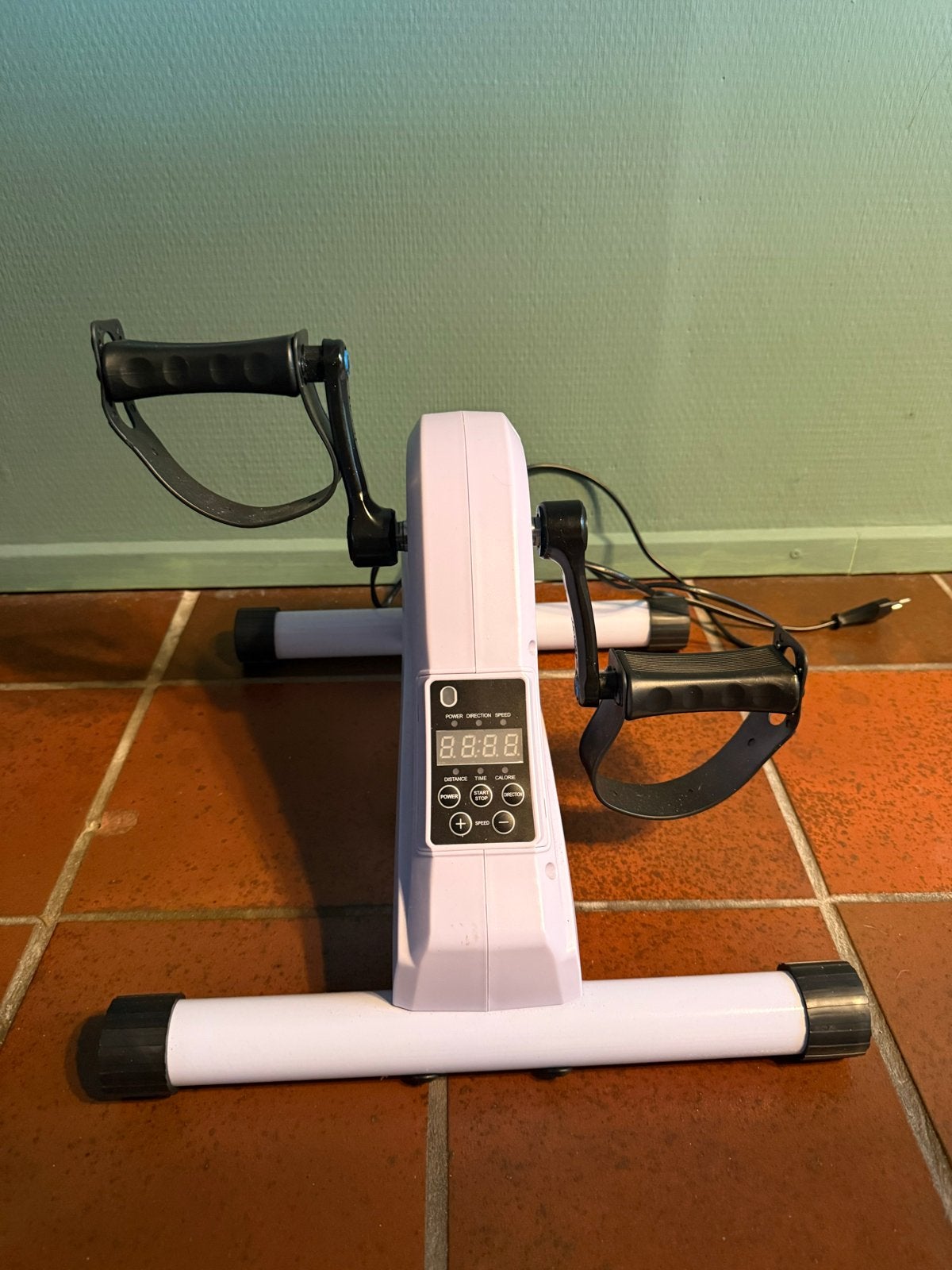 Mini Hometrainer - Compact en Draagbaar, Ophalen, Kunststof, Gebruikt, Armen