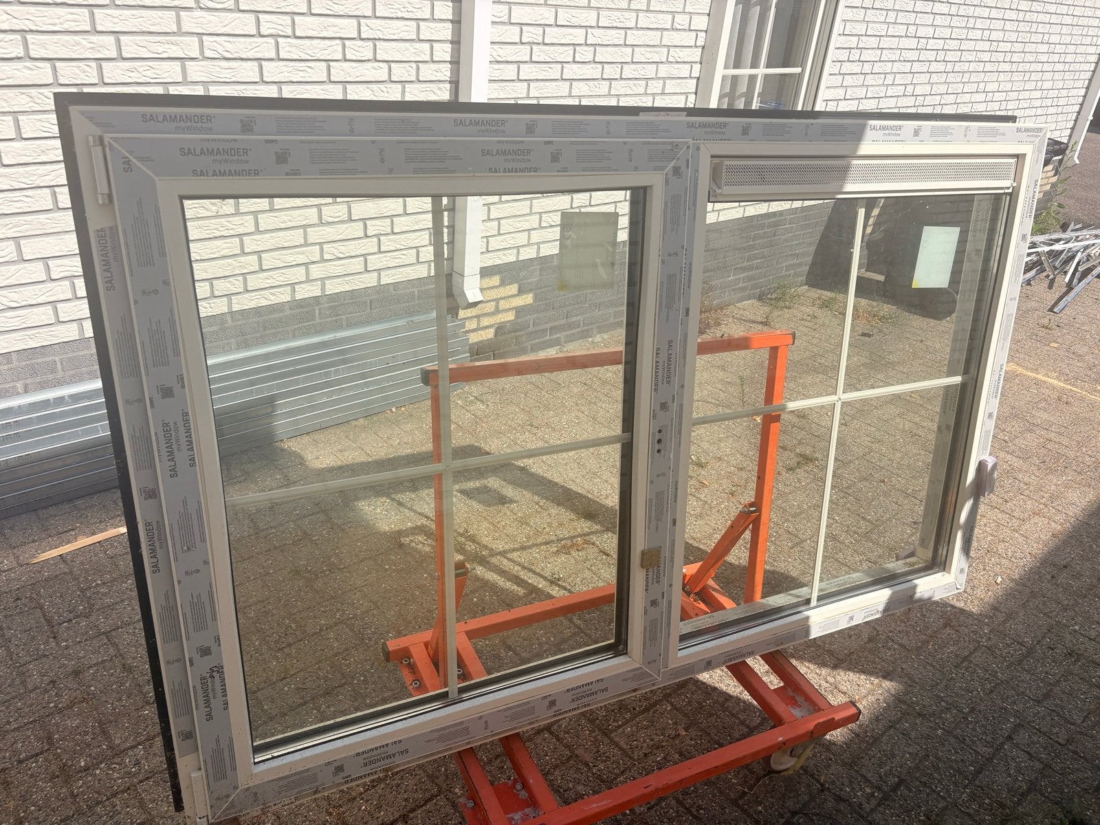 Nieuw kozijn Salamander Gevelraam met triple raam 80x100 cm), Doe-het-zelf en Verbouw, Glas en Ramen, Gevelraam of Ruit, 80 tot 120 cm