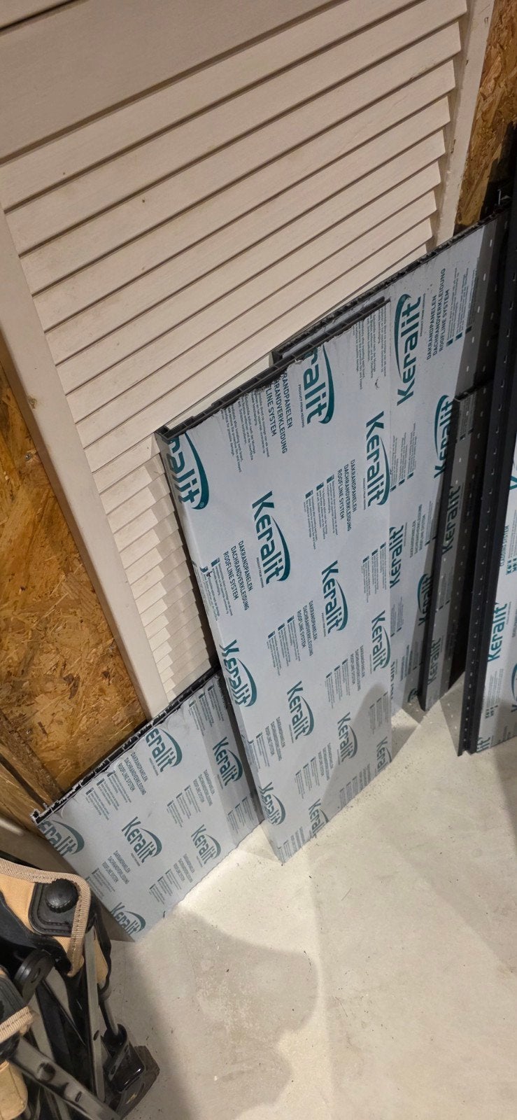 Nieuwe reststukken Keralit gevelpanelen RAL 7016 - Antraciet, Ophalen, Nieuw, Overige materialen