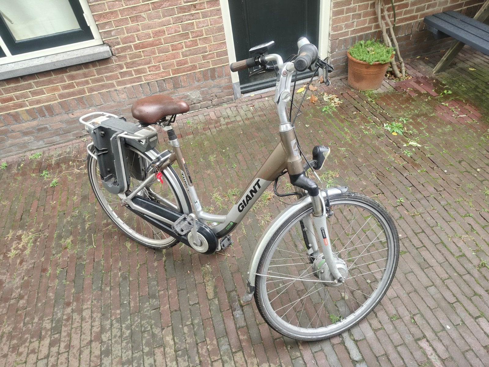 Giant Twist Li-on E-bike met werkende accu en Oplader, Ophalen, Gebruikt, Giant