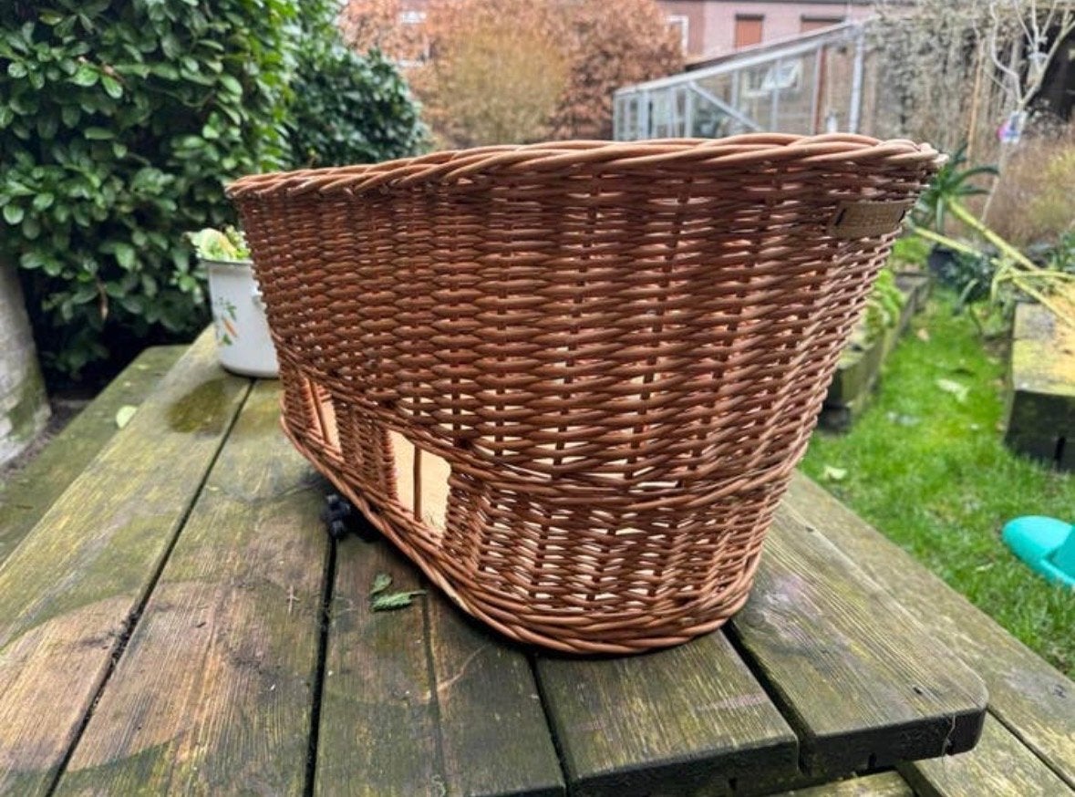 Rieten Fietsmand (Hond, Kat,Boodschappen) - Z.G.A.N., Fietsen en Brommers, Fietsaccessoires | Fietsmanden, Ophalen, Zo goed als nieuw