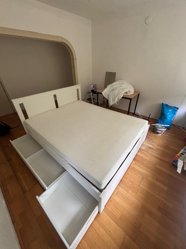 Ikea Bedframe incl. Lattenbodem en Matras, Ophalen, Gebruikt, Wit, Tweepersoons