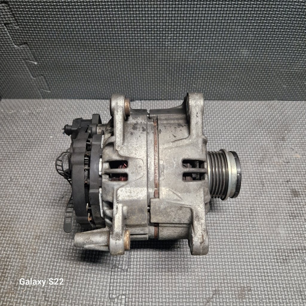 VW PASSAT B 5.5 DYNAMO / 028 903 031, Gebruikt, Volkswagen, Ophalen of Verzenden, Vw