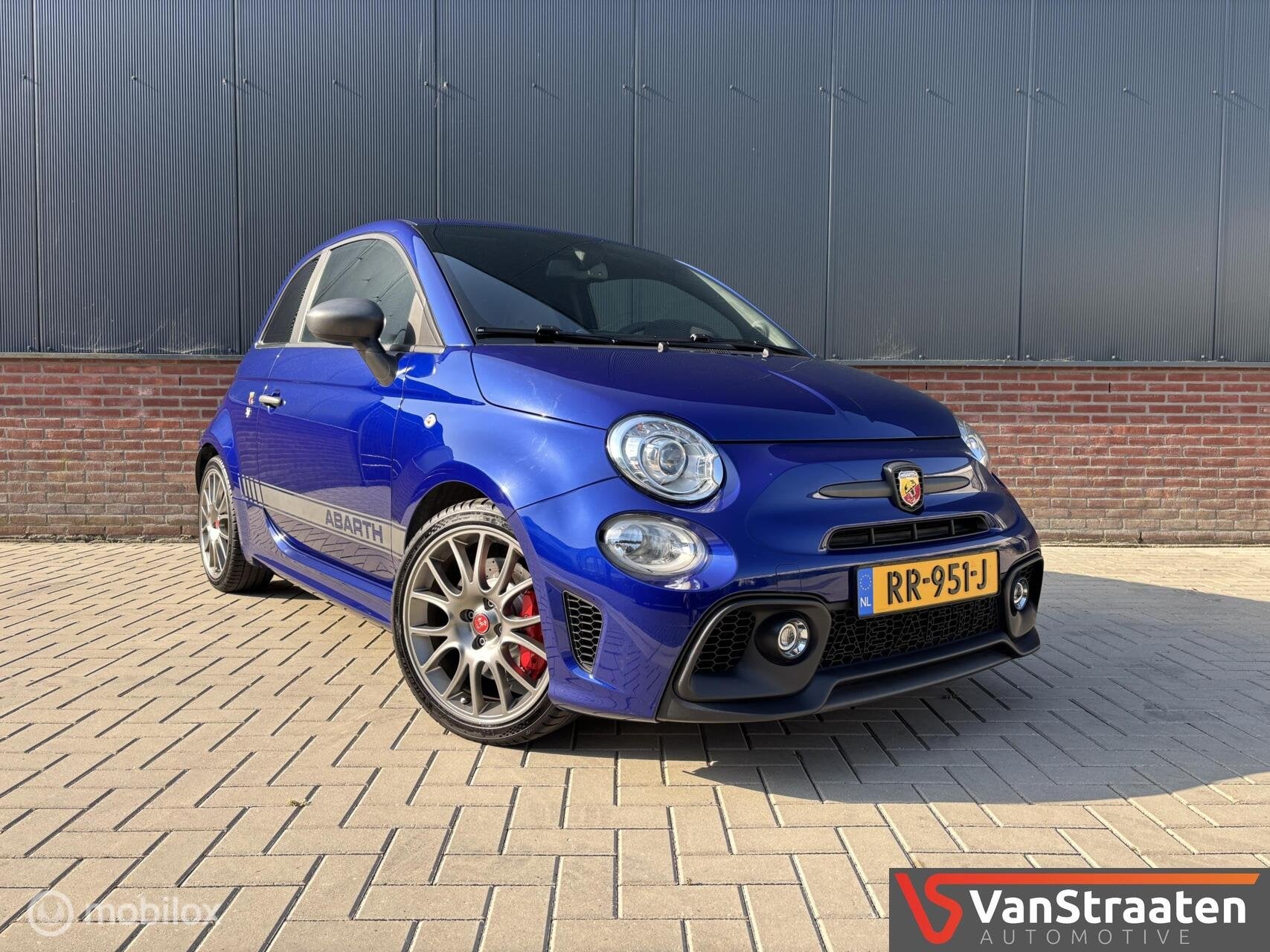 Fiat 500 C 1.4 T-Jet Abarth 595 Competizione | 180PK | NAP!, Auto's, Gebruikt, Euro 6, Alcantara, Parkeersensor