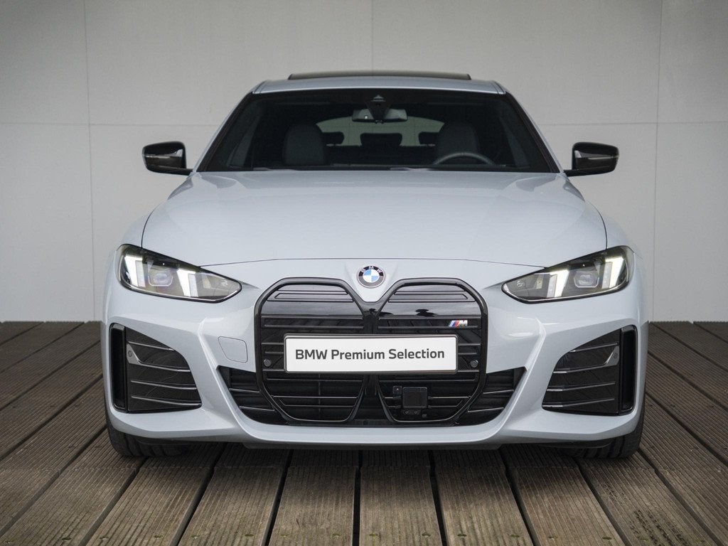 BMW i4 eDrive35 Gran Coupé | M Sportpakket | Comfort Pack |, Auto's, BMW, Gebruikt, Zwart, Met garantie (alle), 420 min
