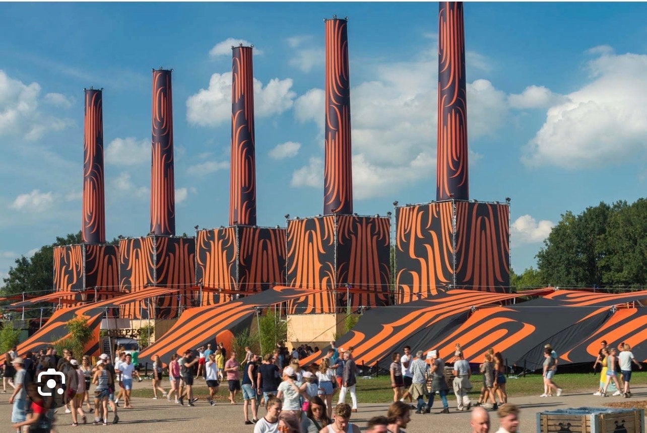 GEZOCHT: lowlands tickets, Twee personen
