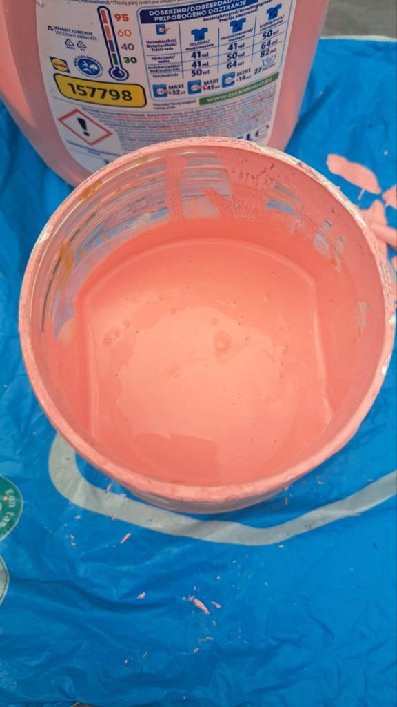 Restant verf roze en zalmkleur, Ophalen of Verzenden, Roze