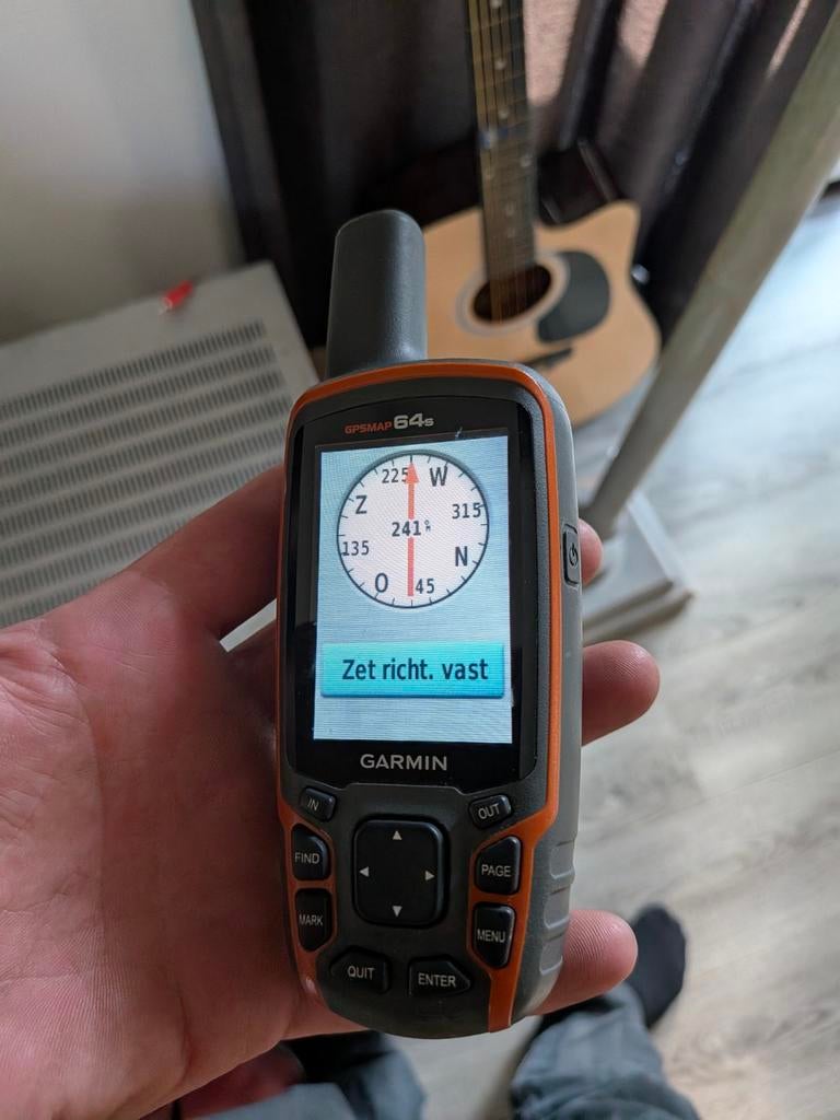 Garmin GPSMAP 64s Handheld GPS-apparaat, Ophalen of Verzenden, Zo goed als nieuw