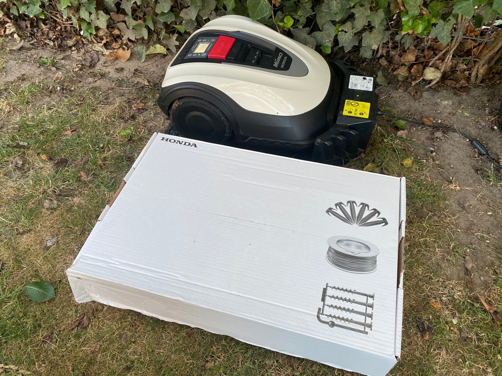 Honda Miimo HRM 70 robotmaaier incl. Installatie pakket!!, Tuin en Terras, Robotmaaiers, Ophalen, Zo goed als nieuw, 20 tot 25 cm