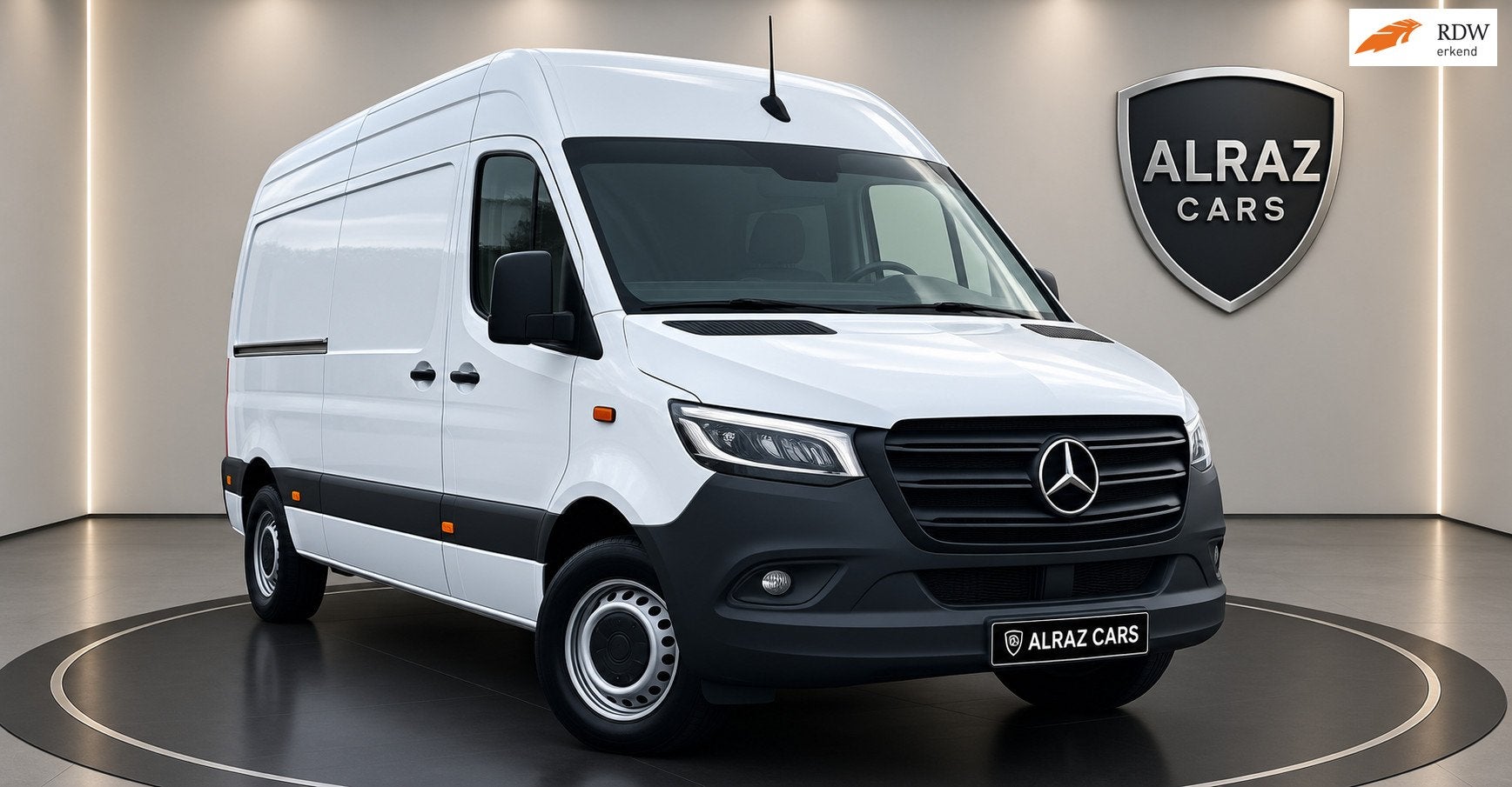 Mercedes-Benz Sprinter 317 1.9 CDI L2 RWD Pro, Auto's, Bestelauto's, Automaat, Gebruikt, Zwart, Wit