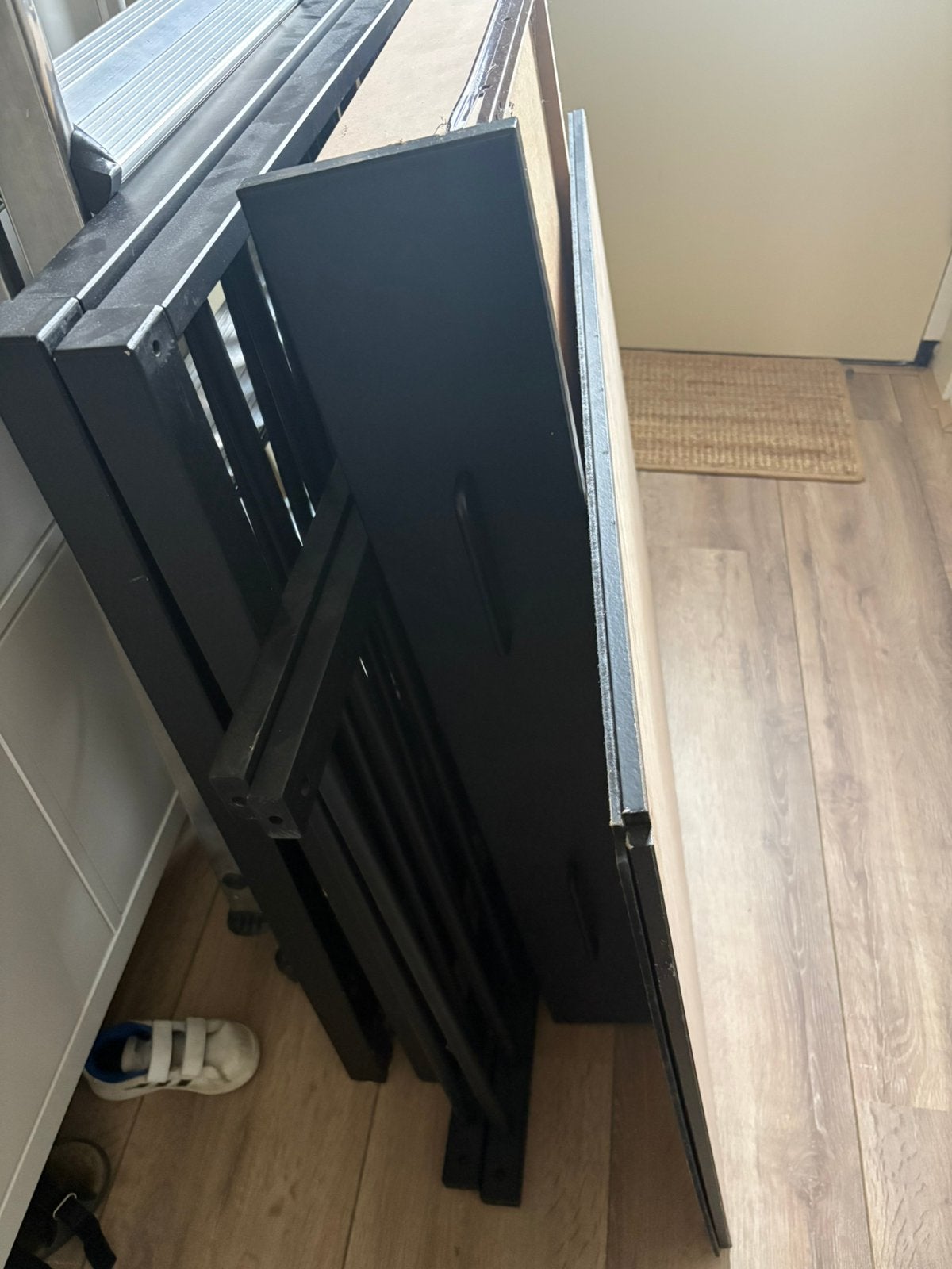 Gratis zwarte box met lade (zie omschrijving), Ophalen, Zo goed als nieuw, Lade