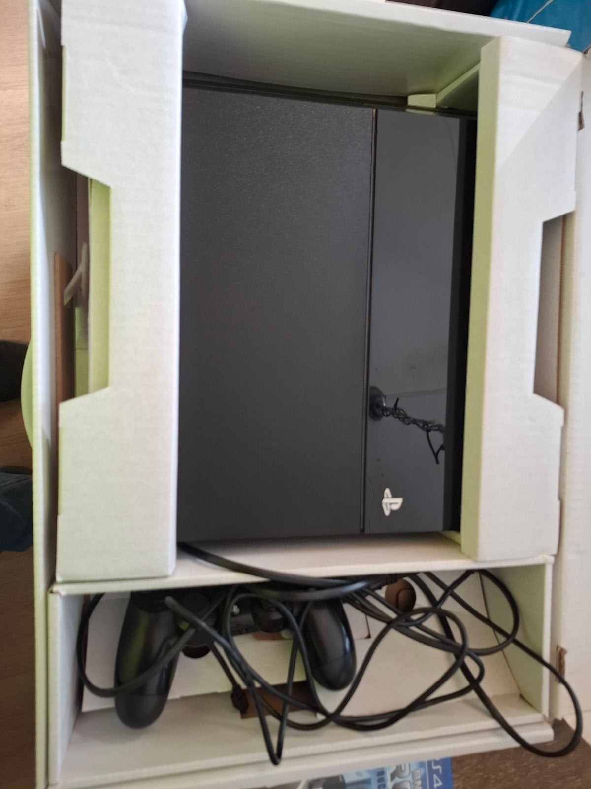 PlayStation 4 met racestuur, pedalen en spel, Ophalen, Gebruikt, Met 1 controller, Met games