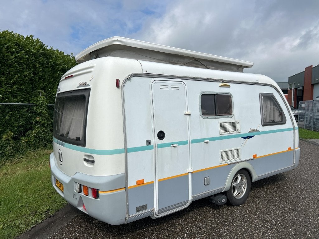 Eriba Future 480 LUIFEL, VOORTENT, MOVER, Caravans en Kamperen, Standaardzit, Bedrijf, 4 tot 5 meter, Holzstraße 19, D-88339 Bad Waldsee, Duitsland
