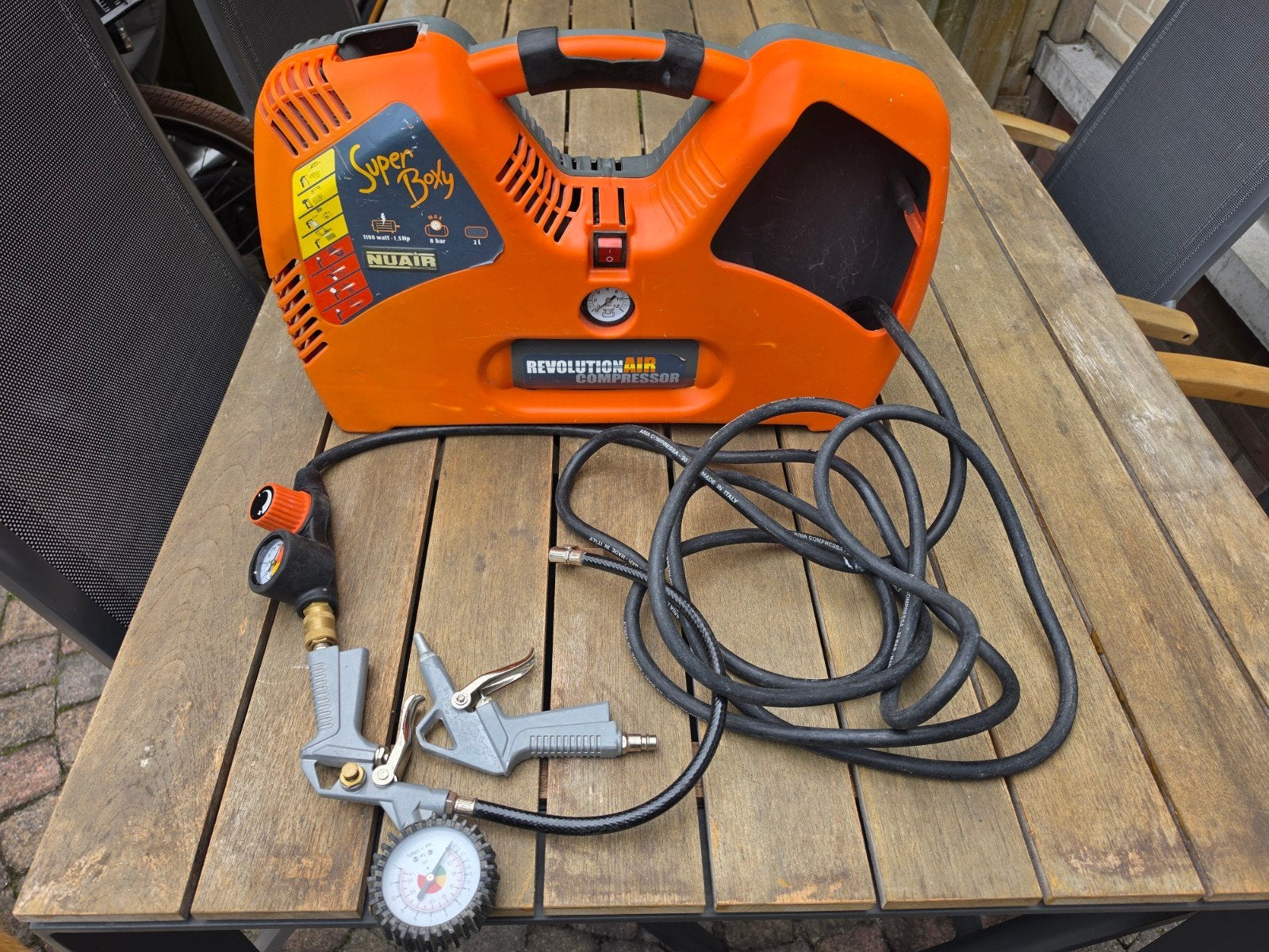 Mini Compressor Nuair Super Boxy, Doe-het-zelf en Verbouw, Ophalen