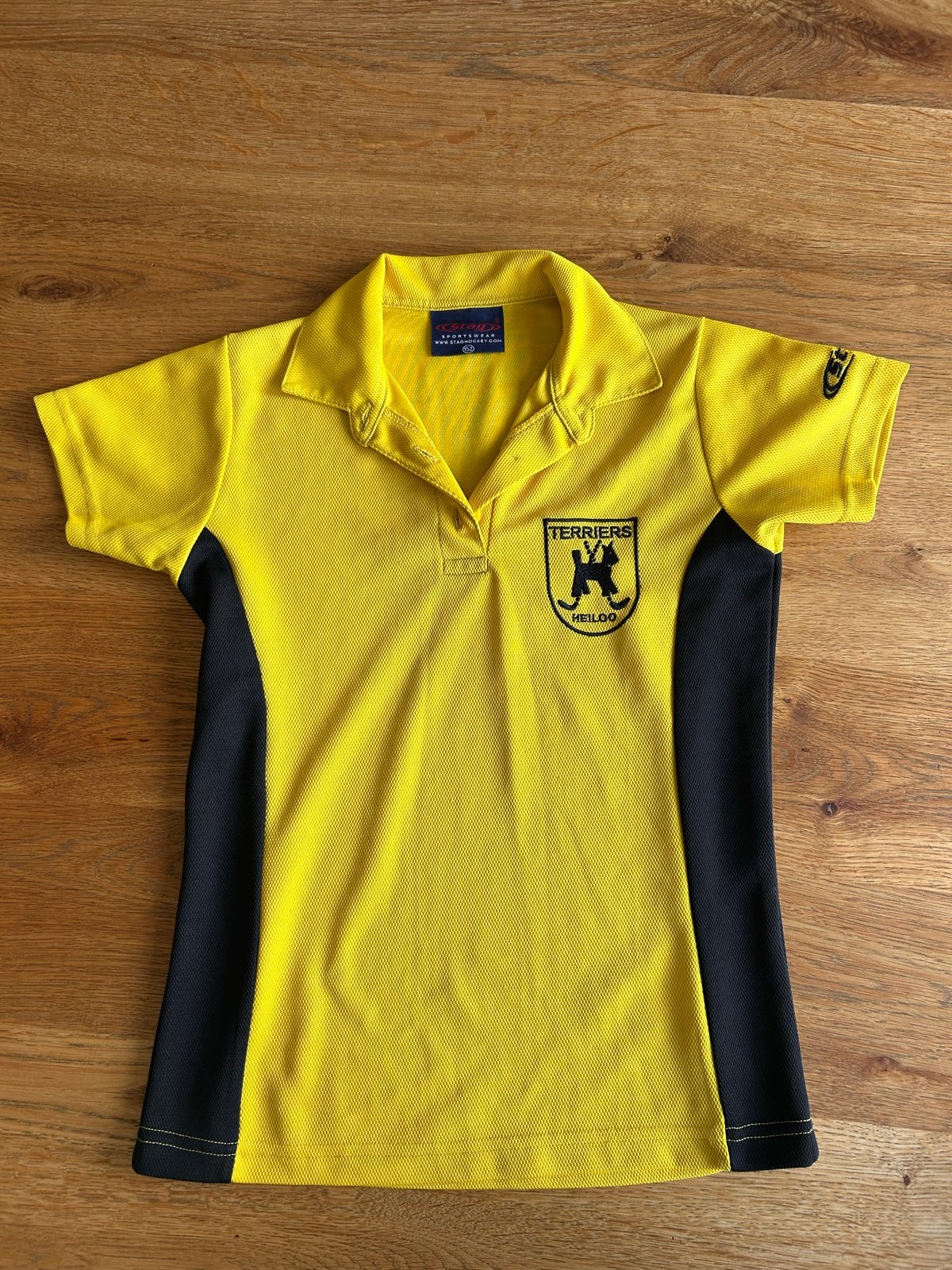 Stag Sportswear Hockey Shirt Terriers Geel Maat 152, Ophalen, Gebruikt, Kleding