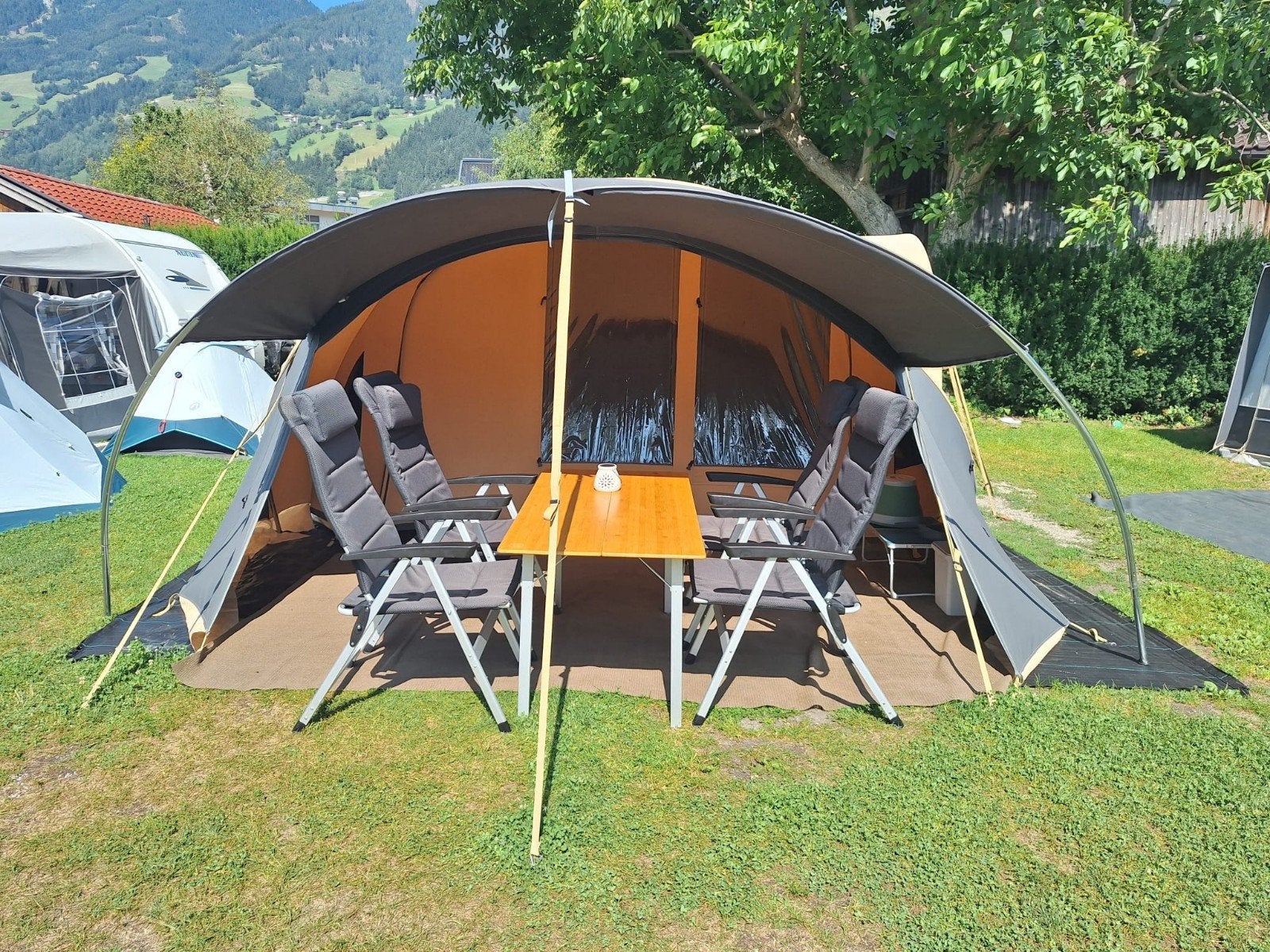 Cabanon Mercury vouwwagen met bermkeuken, Ophalen, Beige, Cabanon, Aanwezig