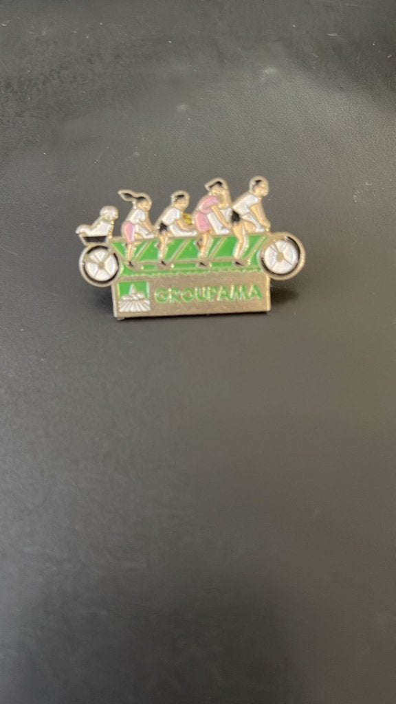 Pin Groupama, Verzamelen, Speldjes, Pins en Buttons, Ophalen of Verzenden, Nieuw, Transport, Speldje of Pin