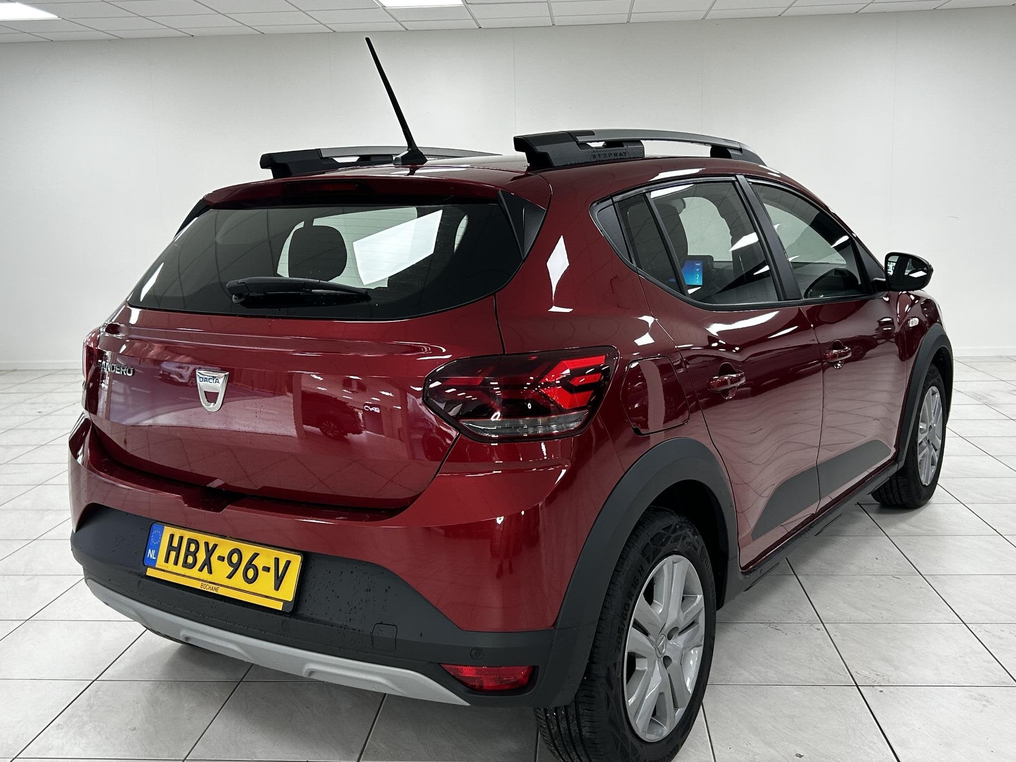 Dacia Sandero Stepway 1.0 TCe 90 CVT Comfort AUTOMAAT NAVIGA, Auto's, Dacia, Stof, Met garantie (alle), 91 pk, Automatische klimaatregeling