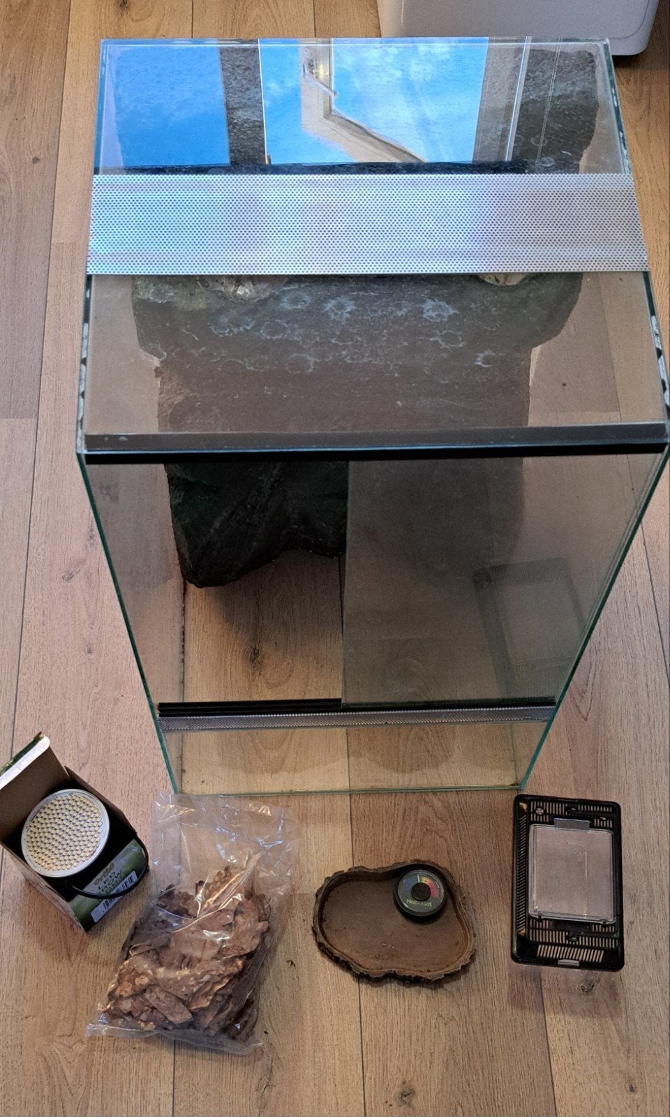Terrarium 40x40x60 cm met toebehoren, Ophalen, Gebruikt, Terrarium of Paludarium