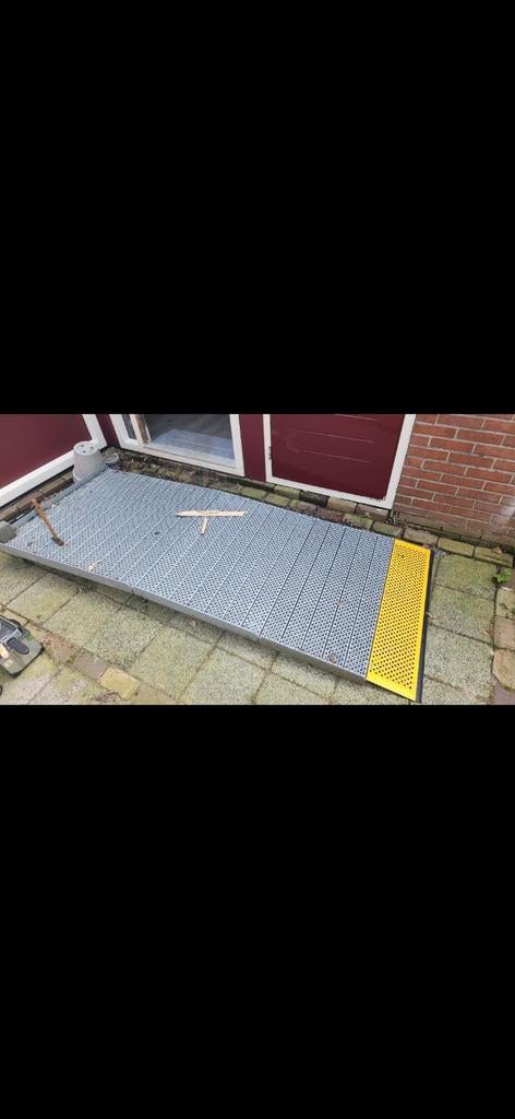 Oprij platen voor rolstoel, Ophalen