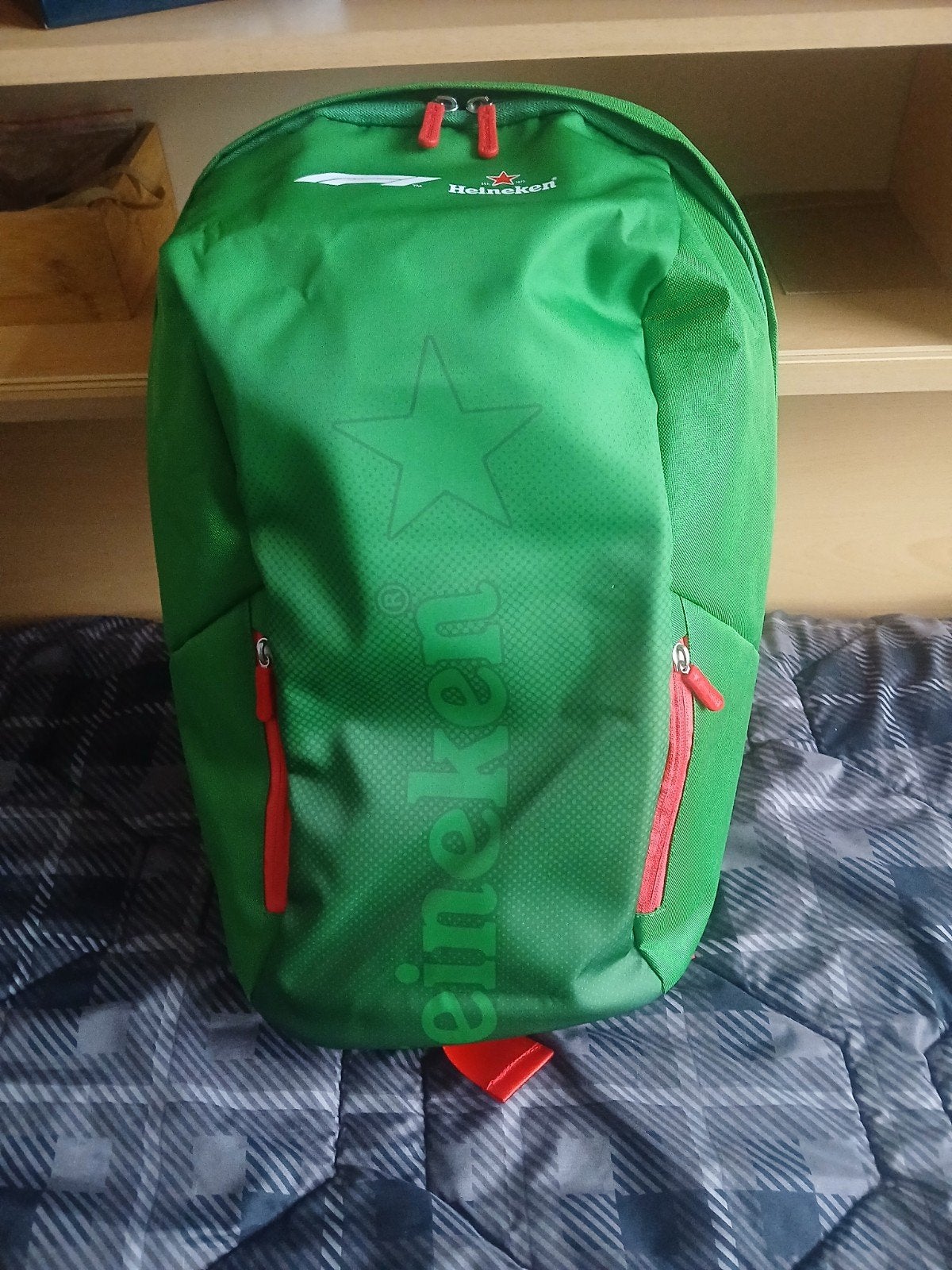 Heineken rugzak - Groen met rode accenten, Ophalen, Nieuw, 25 tot 40 cm, Overige merken