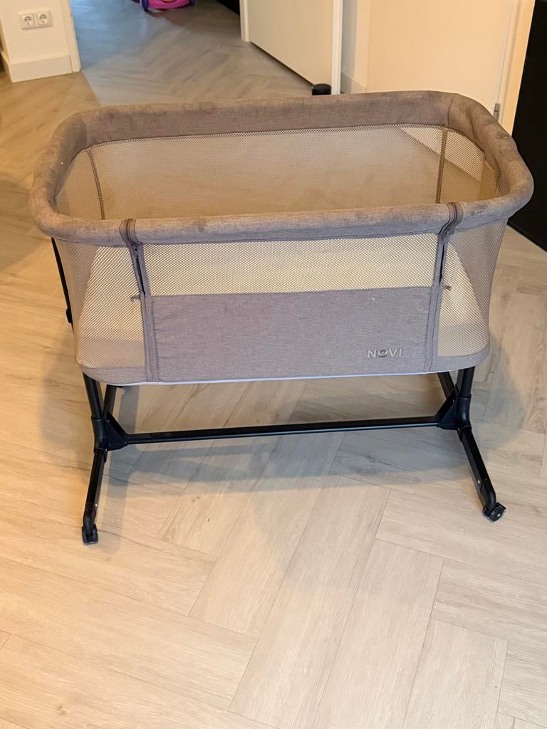 Wiegje novi beige, Ophalen, Wieg