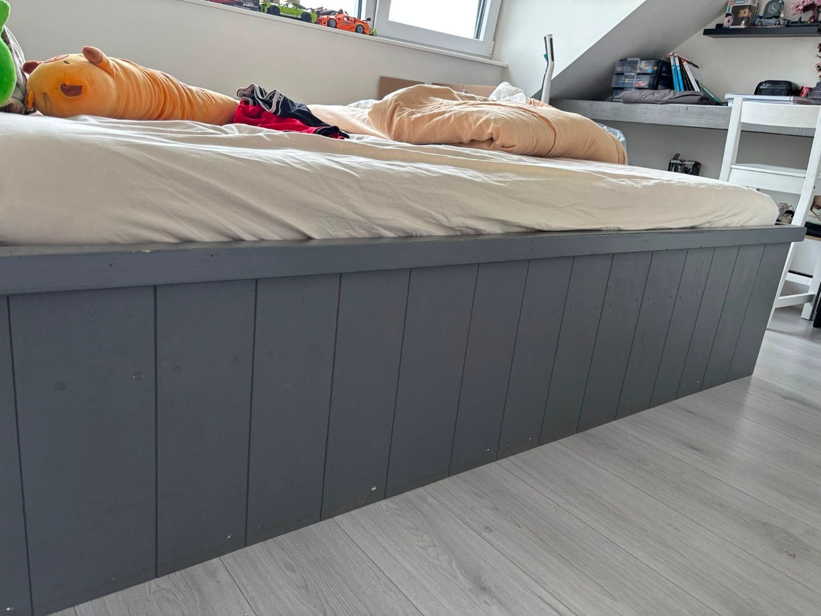 Gratis Stoer bed 1.40m breed, Huis en Inrichting, Ophalen, Gebruikt, Tweepersoons, 140 cm