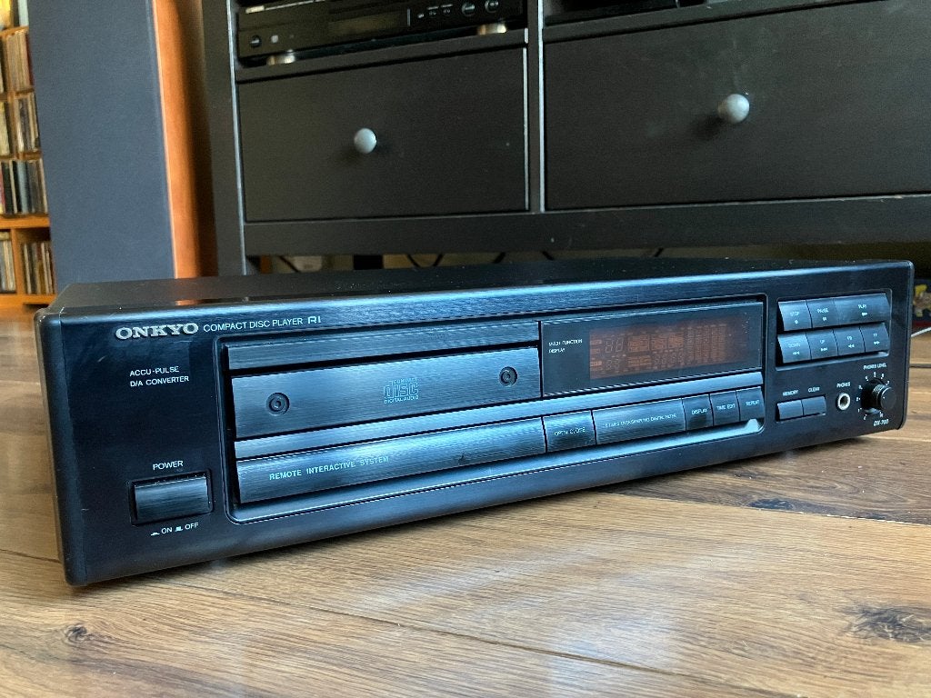 Onkyo DX-700  Cd speler
