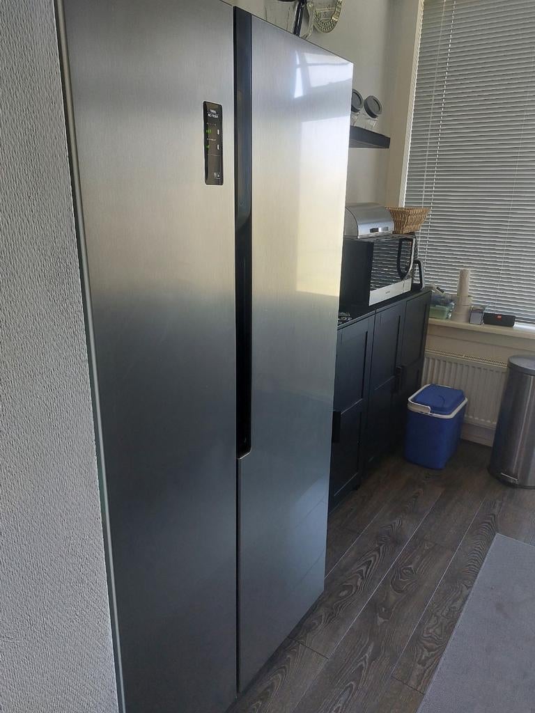 Te koop goedwerkende hele nette koelkast koenic amerikaans, Ophalen, 200 liter of meer, 60 cm of meer, Met aparte vriezer