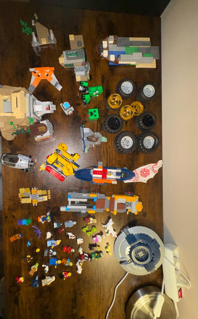 Grote partij LEGO met minifiguren en diverse sets, Inclusief minifiguren, Lego, Ophalen of Verzenden, Complete set