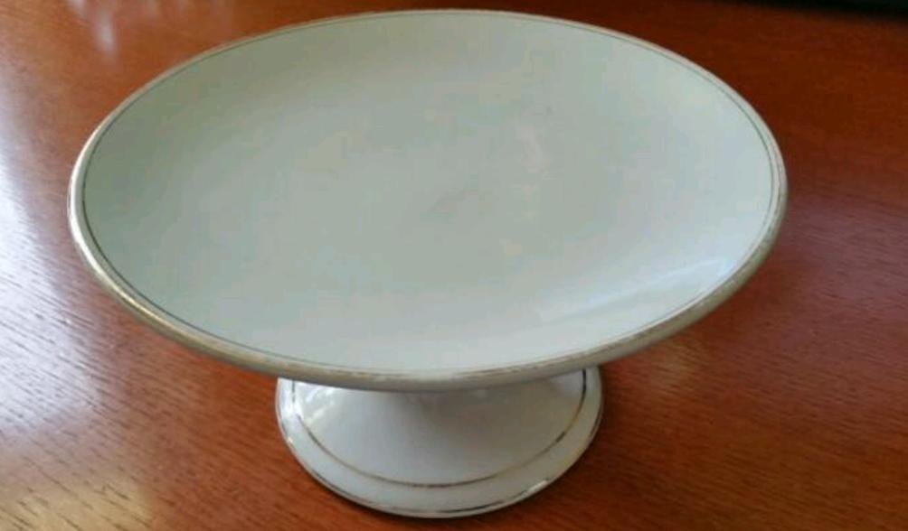Plateau porselein art deco doorsnede 21,5 cm, Ophalen of Verzenden