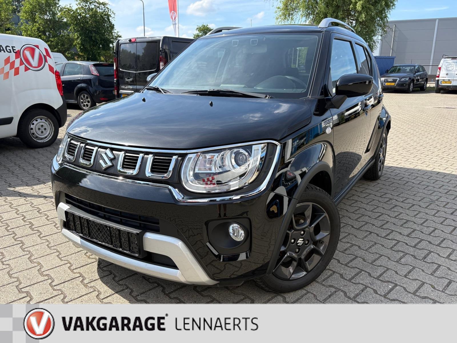 Suzuki Ignis 1.2 Smart Hybrid Select Automaat (BOVAG/RIJKLAA, Auto's, Suzuki, Stof, Gebruikt, Zwart, 4 cilinders
