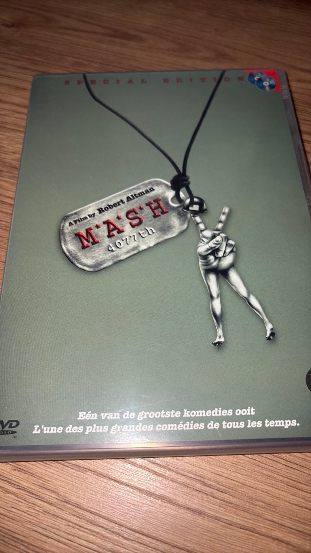 MASH / M*A*S*H uit 1970 met Donald Sutherland., Vanaf 16 jaar, Ophalen of Verzenden, Zo goed als nieuw, Actiekomedie