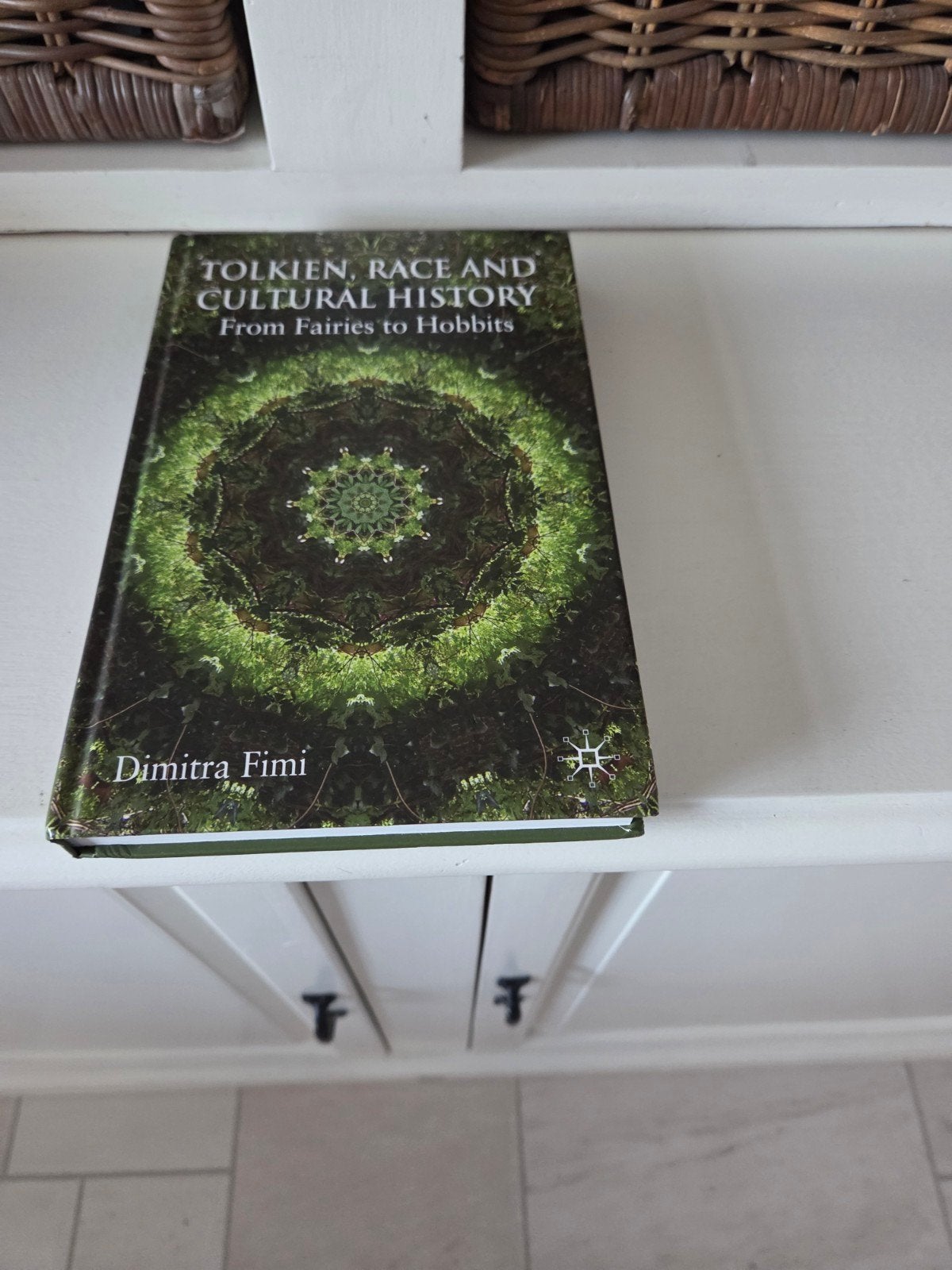 Dimitra Fimi - Tolkien,race andere cultural history, Ophalen of Verzenden, Zo goed als nieuw