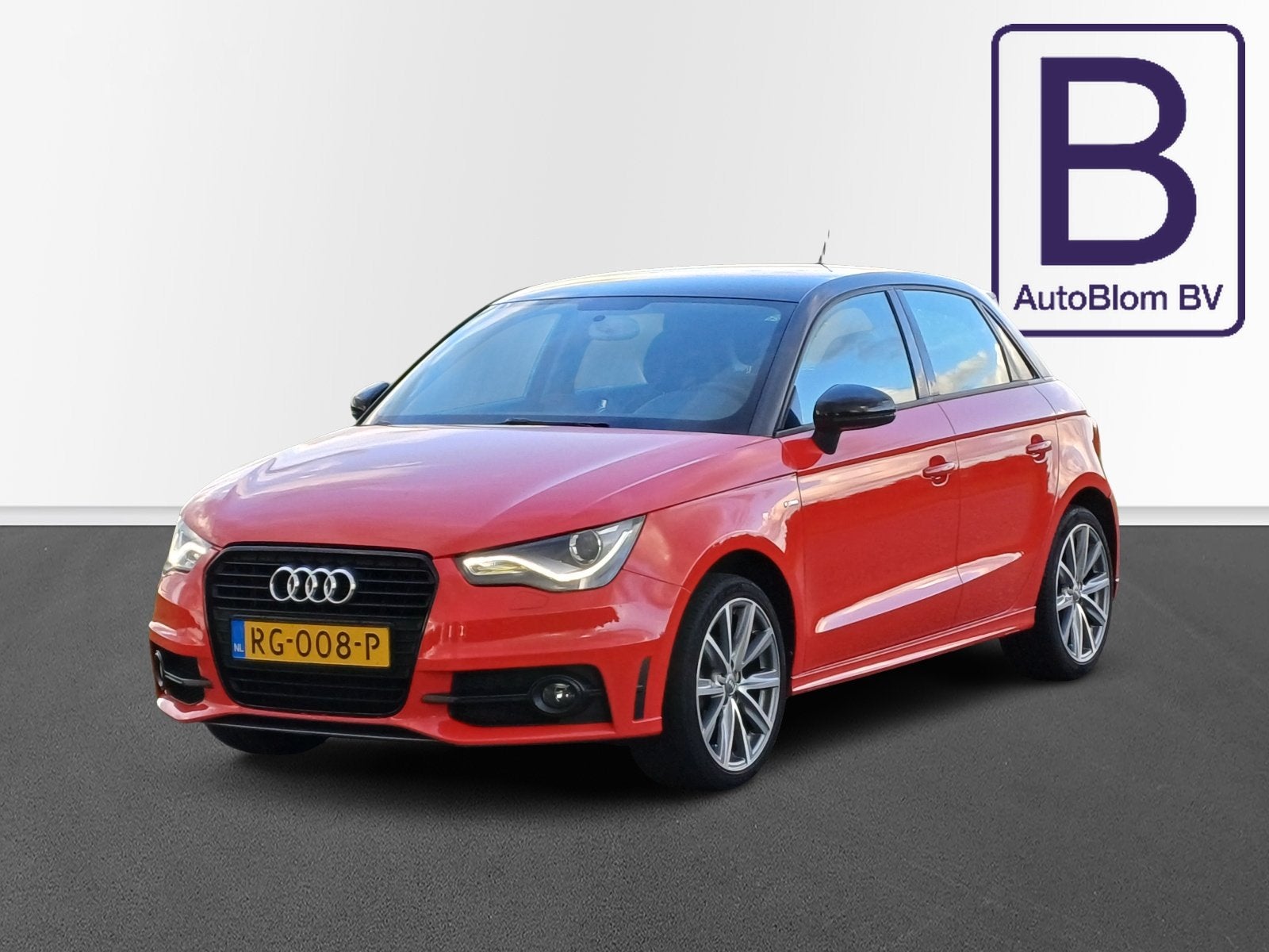 Audi A1 Sportback 1.2 TFSI Ambition S-Line /Navi/Cruise/17"/, Voorwielaandrijving, Euro 5, 4 cilinders, 4 stoelen