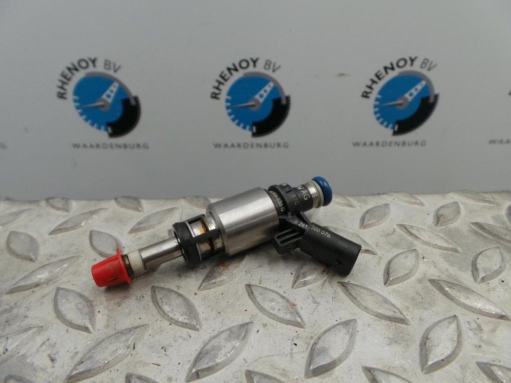 VOLKSWAGEN GOLF BRANDSTOF INJECTOR / VERSTUIVER 2011, Ophalen of Verzenden, Gebruikt, Stiba lid