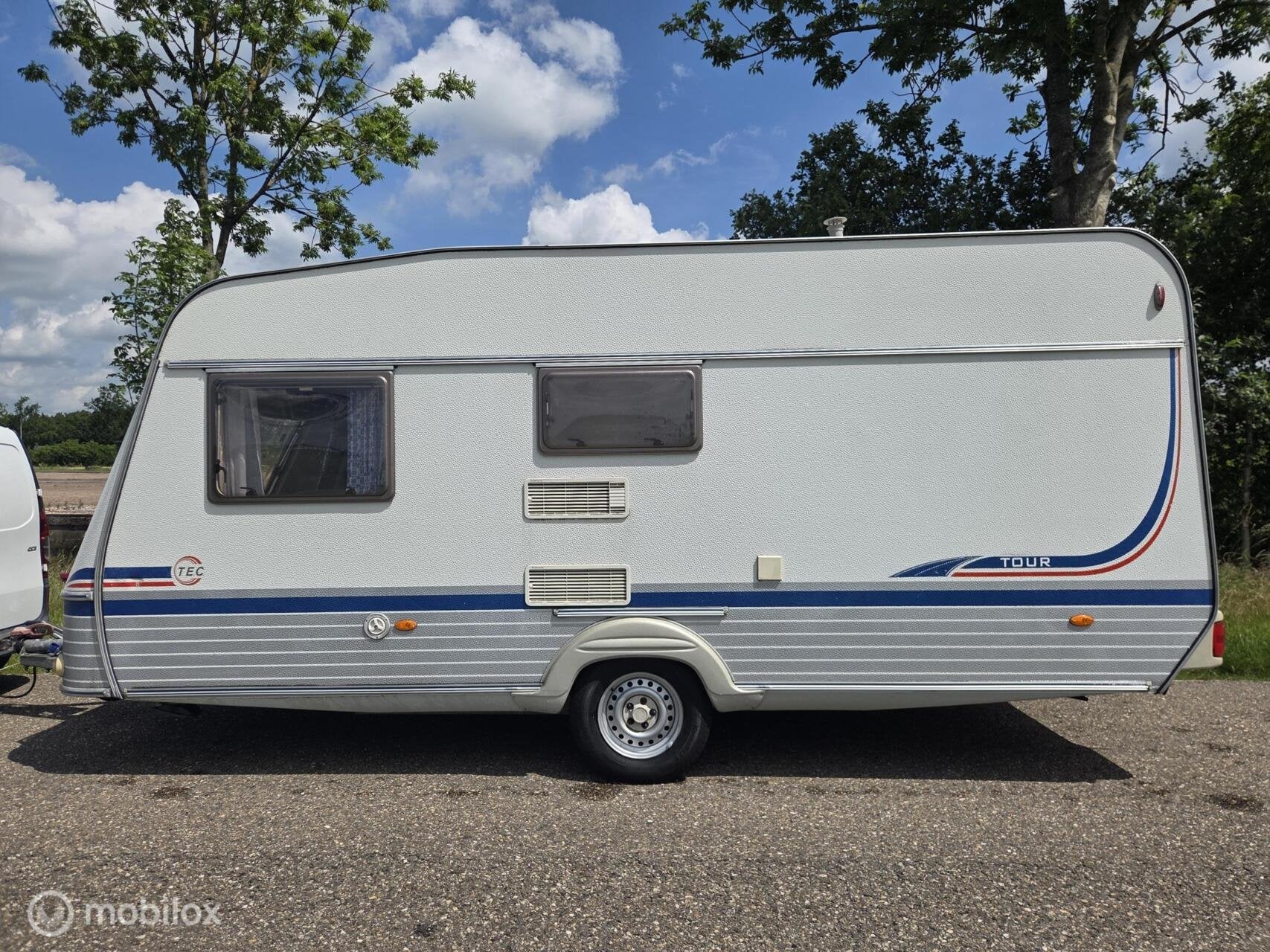 Foto 4 van Tec 490 P1 stapelbed voortent luifel inruil mogelijk