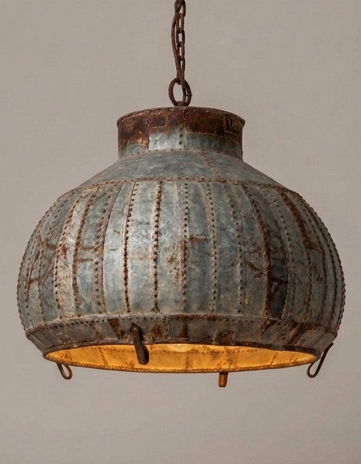 Prachtige grote Indiase waterkruiklamp, 'n echte!