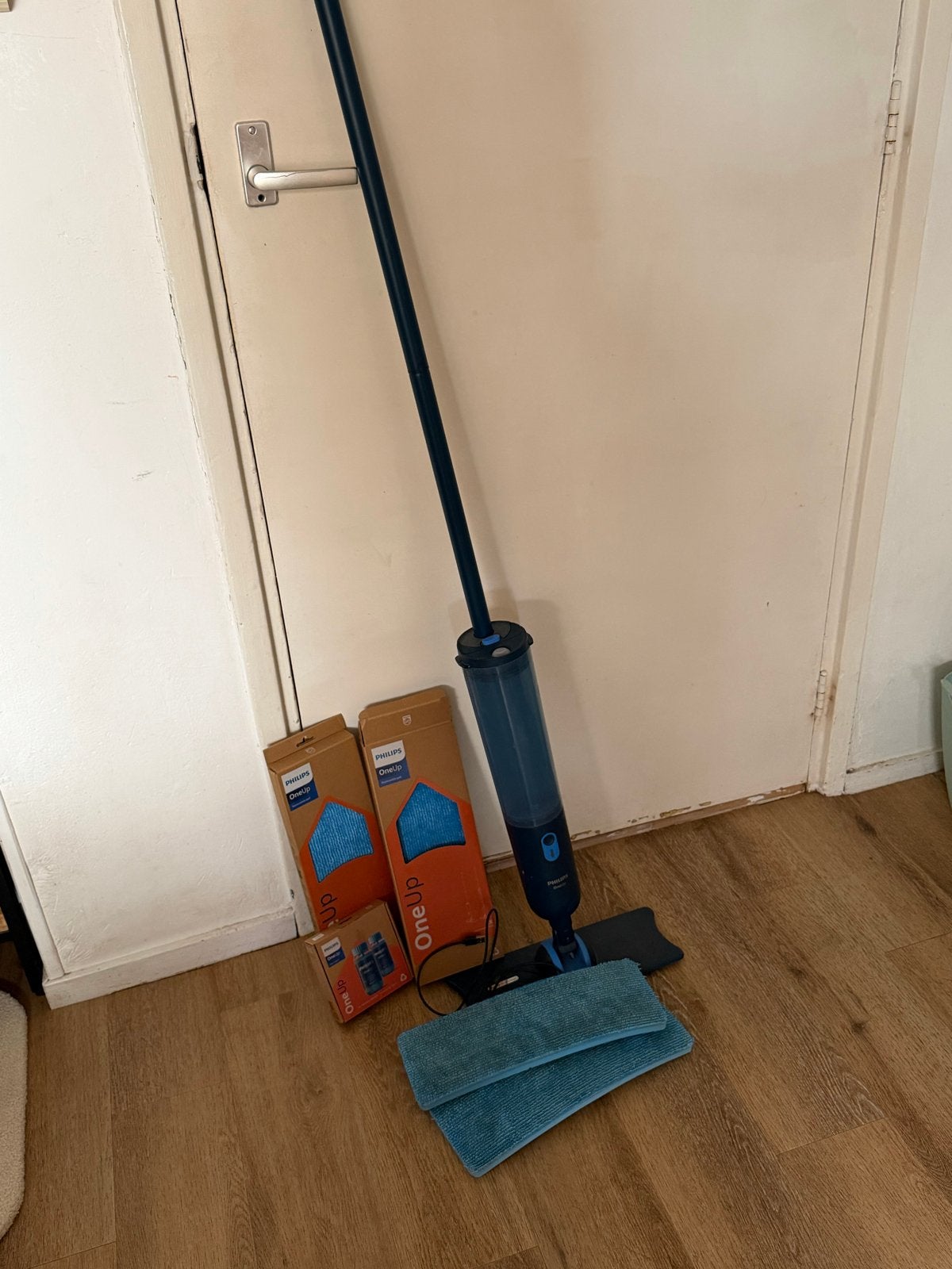 Philips OneUp Spray Mop met extra doeken, Ophalen, Mop of Dweil