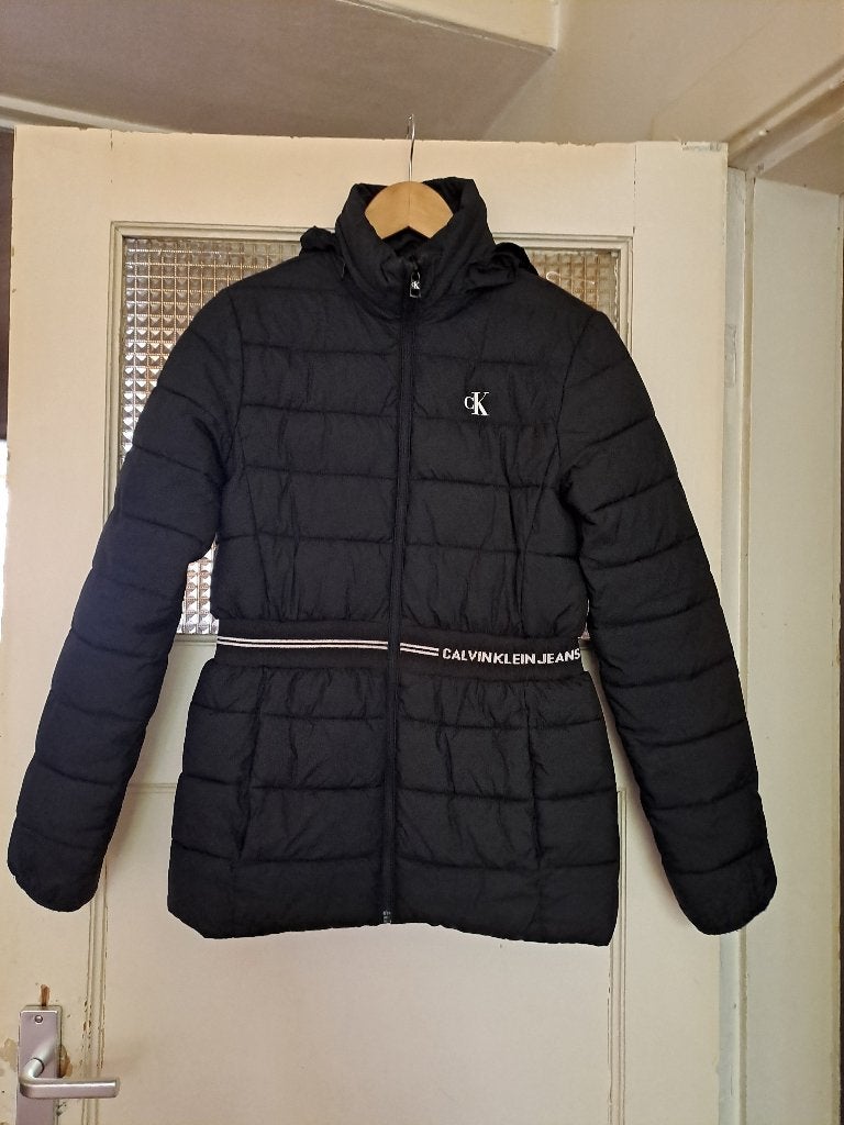 Calvin Klein Jeans gewatteerde jas met capuchon, Ophalen, Calvin Klein Jeans, Meisje, Zo goed als nieuw