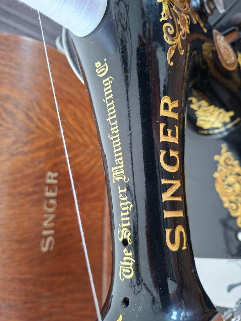 Antieke Singer Naaimachine met Houten Koffer, Antiek en Kunst, Ophalen