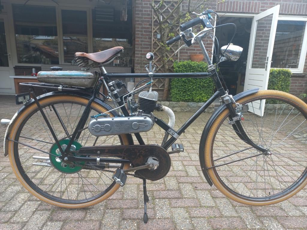 Te koop fiets met hulpmotor., Fietsen en Brommers, Ophalen
