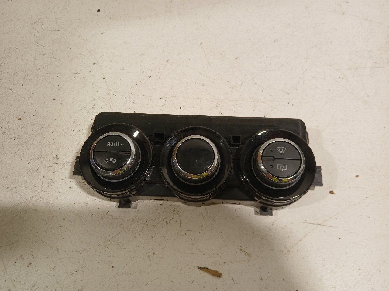 Bedieningspaneel kachel Opel Adam, Onderdelen@venauto.nl, Van der Ven Autorecycling B.V., Gebruikt, Ettenseweg 76, 4706 PB Roosendaal, The Netherlands