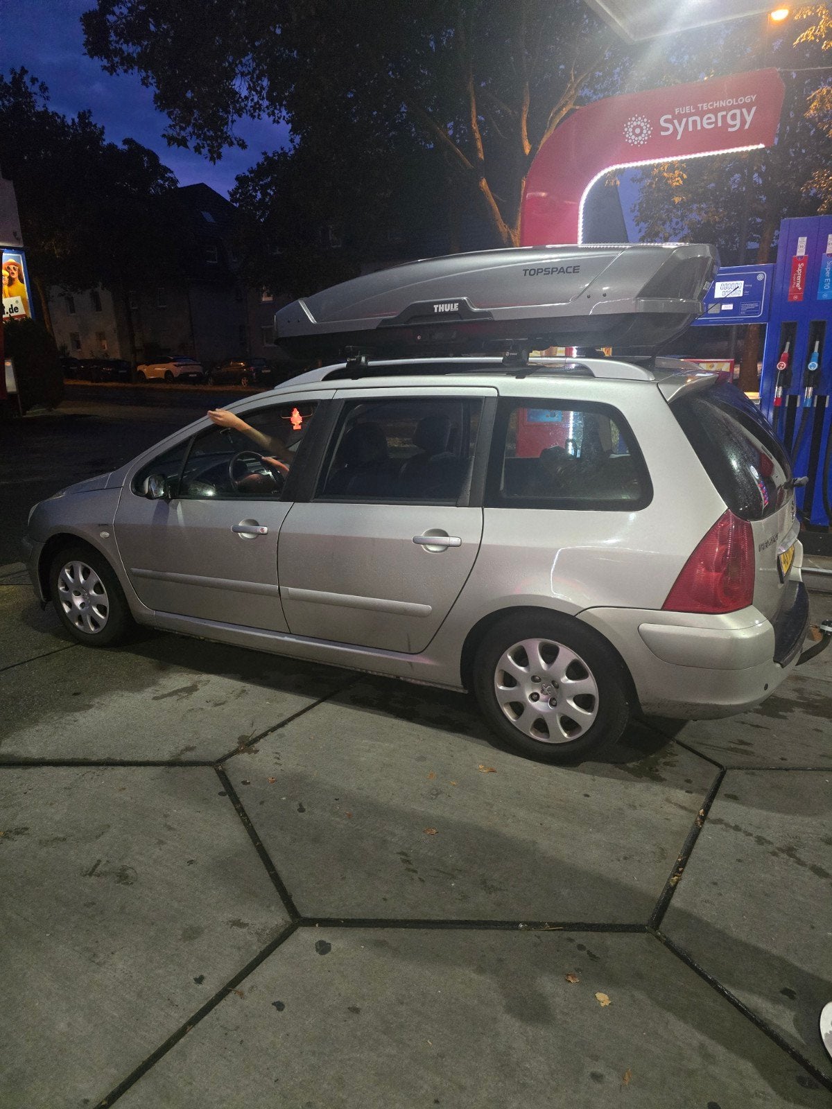 Peugeot 307 1.6 16V SW 2004 Grijs, Auto's, 4 cilinders, Origineel Nederlands, Stationwagon, Handgeschakeld